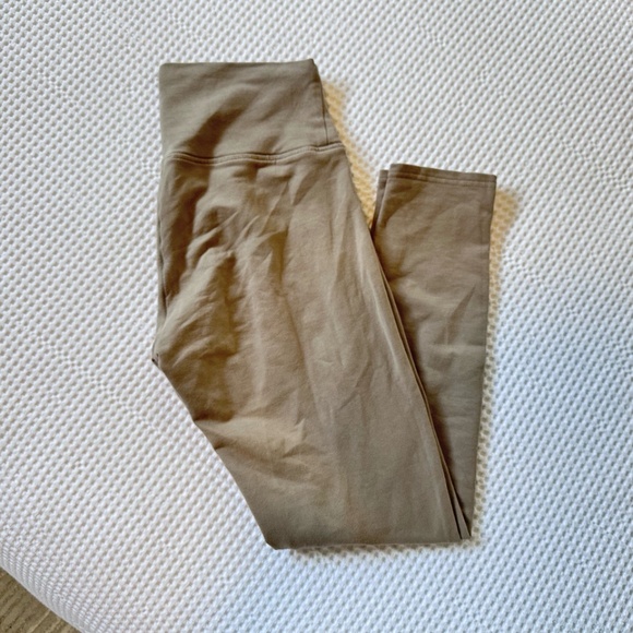 TNA Modern Taupe Leggings - Picture 1 of 7